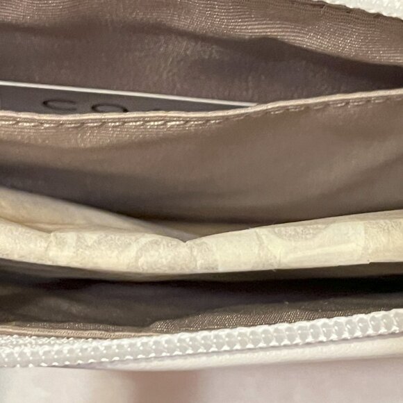 NWT COACH Hampton Scribble Wristlet Multicolor Pastel 'C' Logo 8" - Picture 5 of 11
